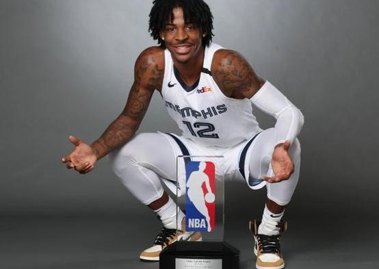 关于鹈鹕横扫立陶宛男篮,莫兰特高光表现的信息 关于鹈鹕横扫立陶宛男篮,莫兰特高光表现的信息