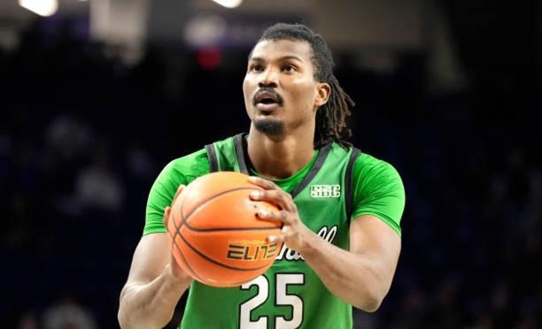 马刺鏖战尼日利亚男篮，哈里斯制霸全场的简单介绍