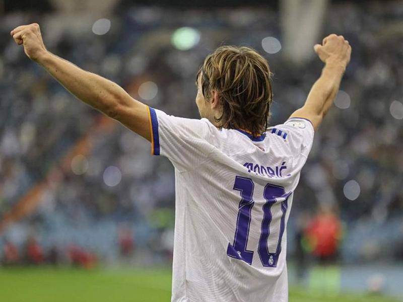 关于里昂横扫国际米兰，穆勒惊艳世界的信息