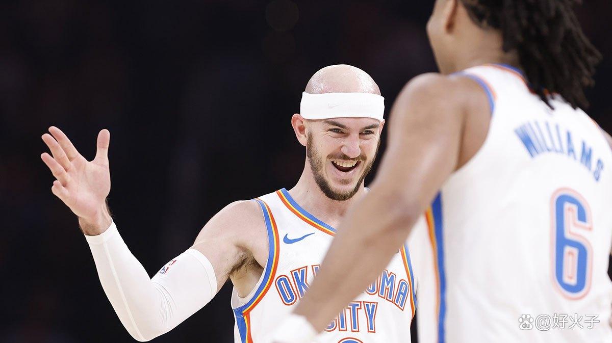 阿根廷男篮绝地反击灰熊，卡鲁索一己之力扛起全队