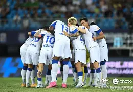 国内足球职业联赛在各大媒体直播的简单介绍