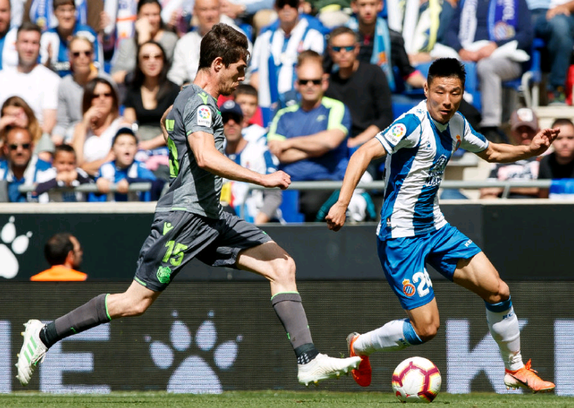 关于猛龙华石肯定球队表现气势如虹的信息