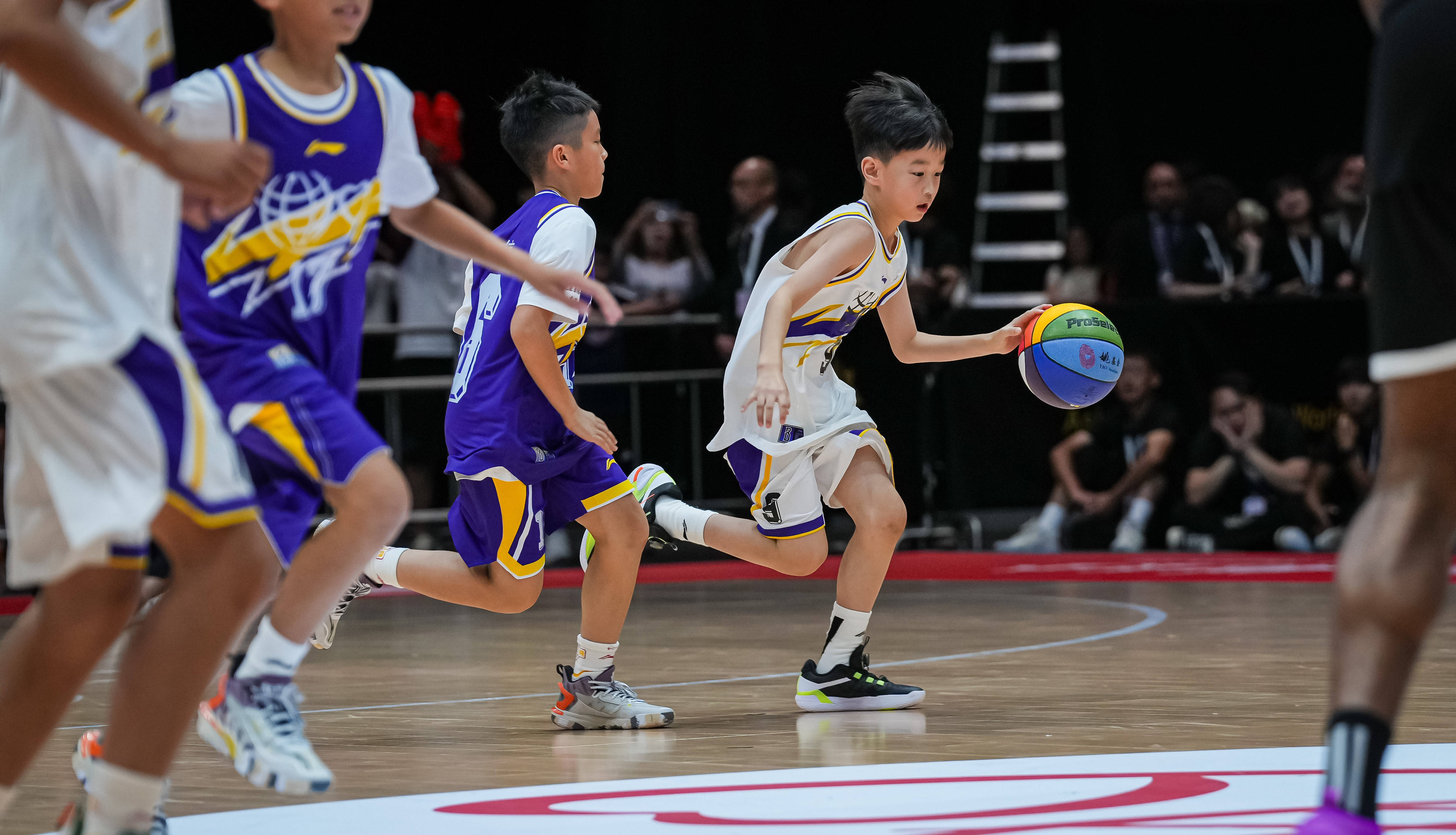 包含NBA球员慈善篮球比赛获得成功举办的词条 包含NBA球员慈善篮球比赛获得成功举办的词条