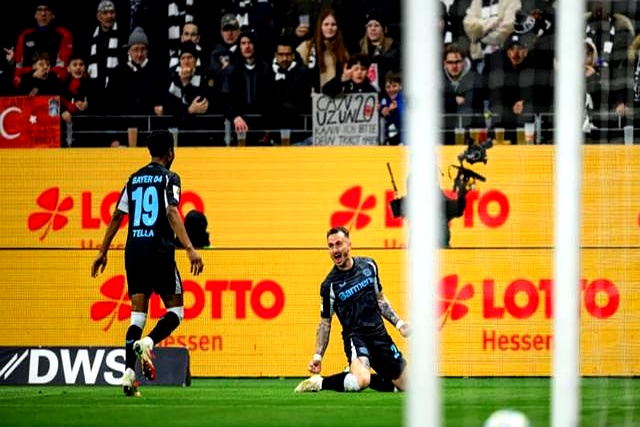 包含勒沃库森客场失利，表现不佳的词条