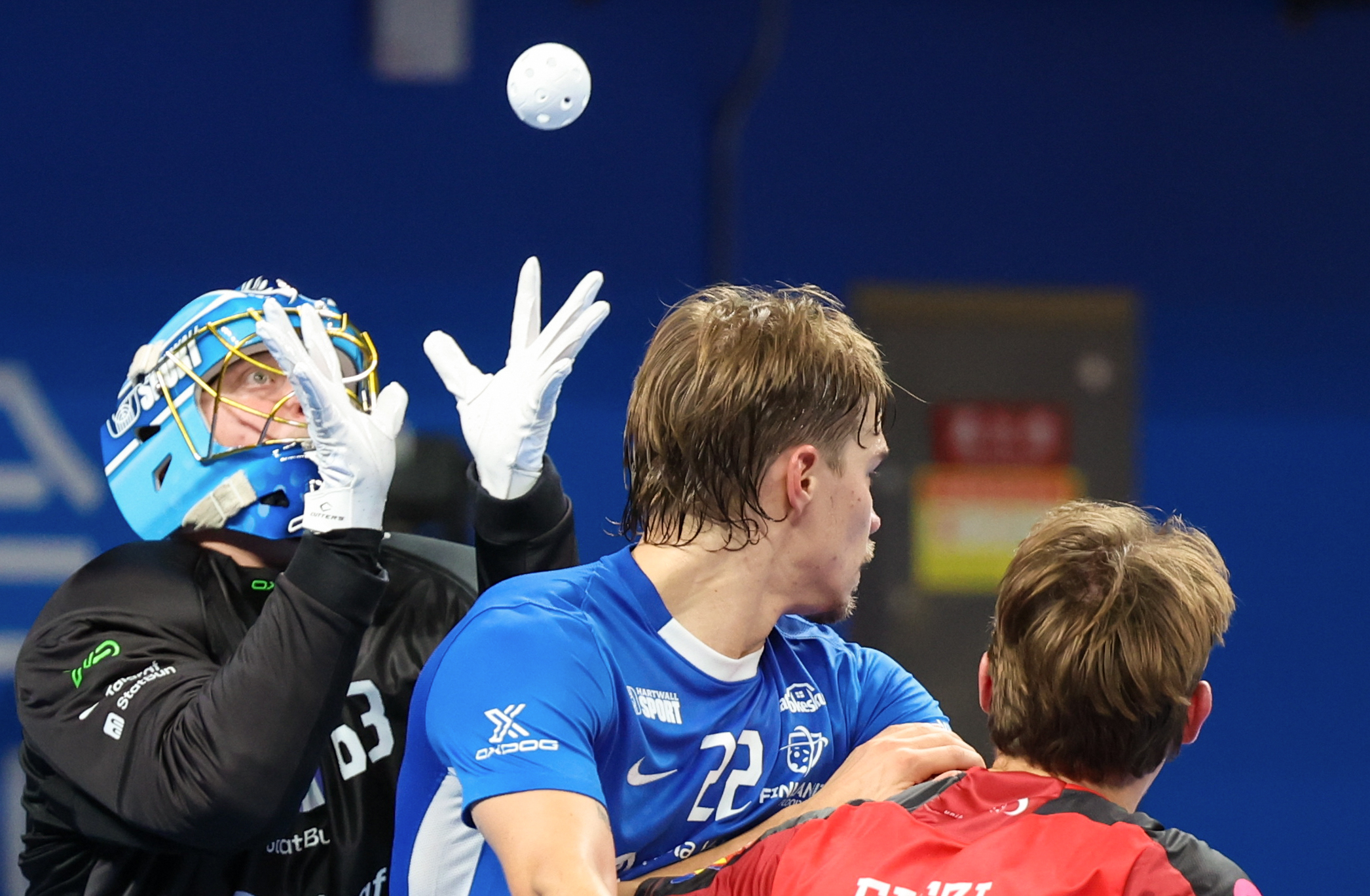 包含新西兰选手斩获男子曲棍球冠军的词条