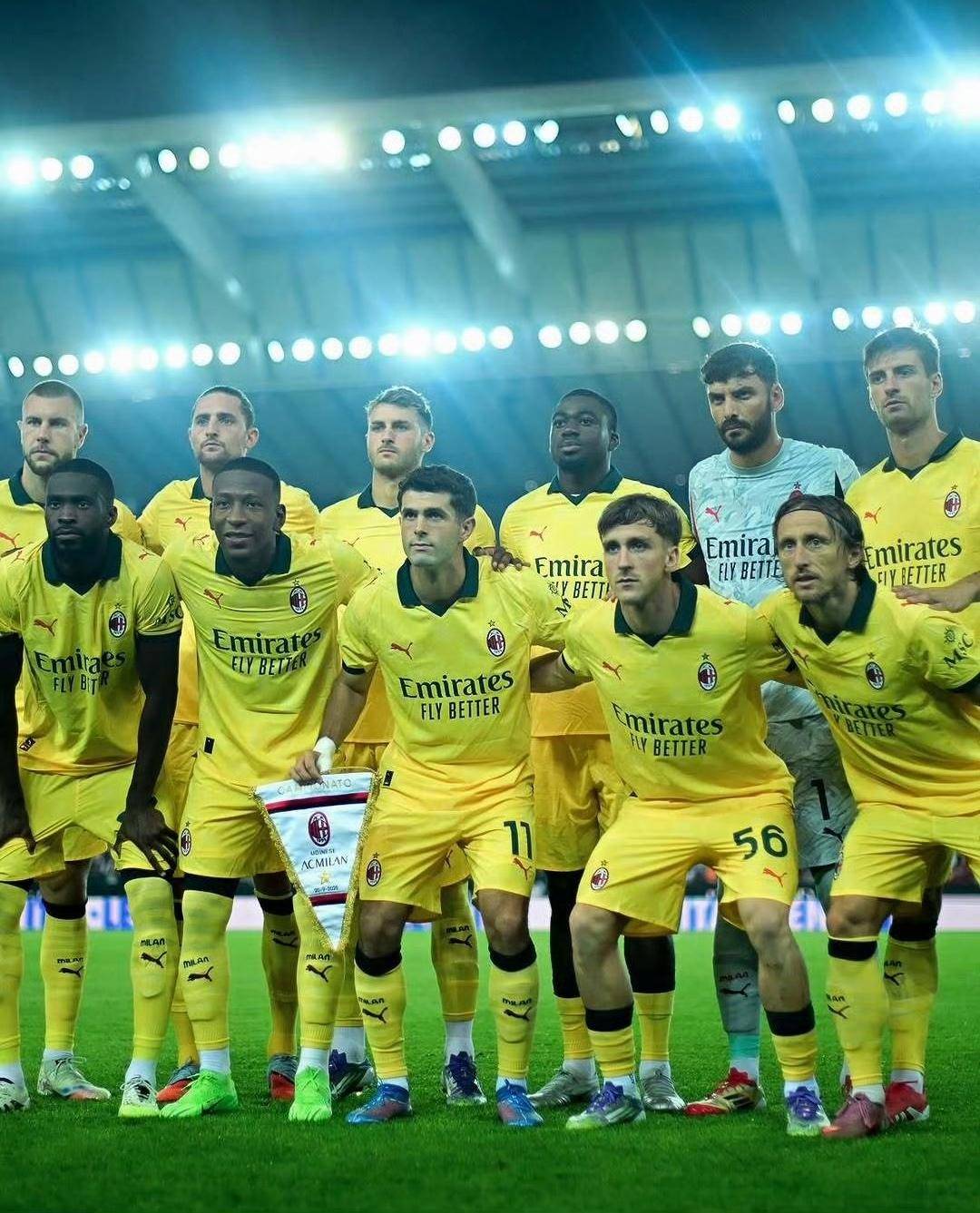 包含AC米兰后防连续两轮零封,球队防线表现稳固的词条 包含AC米兰后防连续两轮零封,球队防线表现稳固的词条