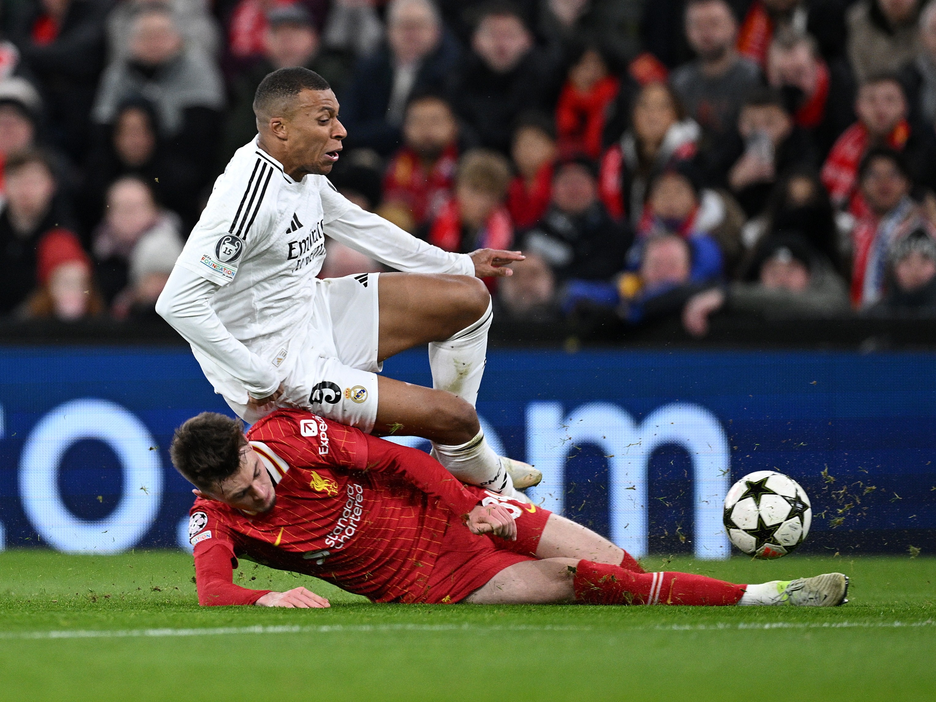 利物浦逆转马赛，内马尔关键制胜的简单介绍