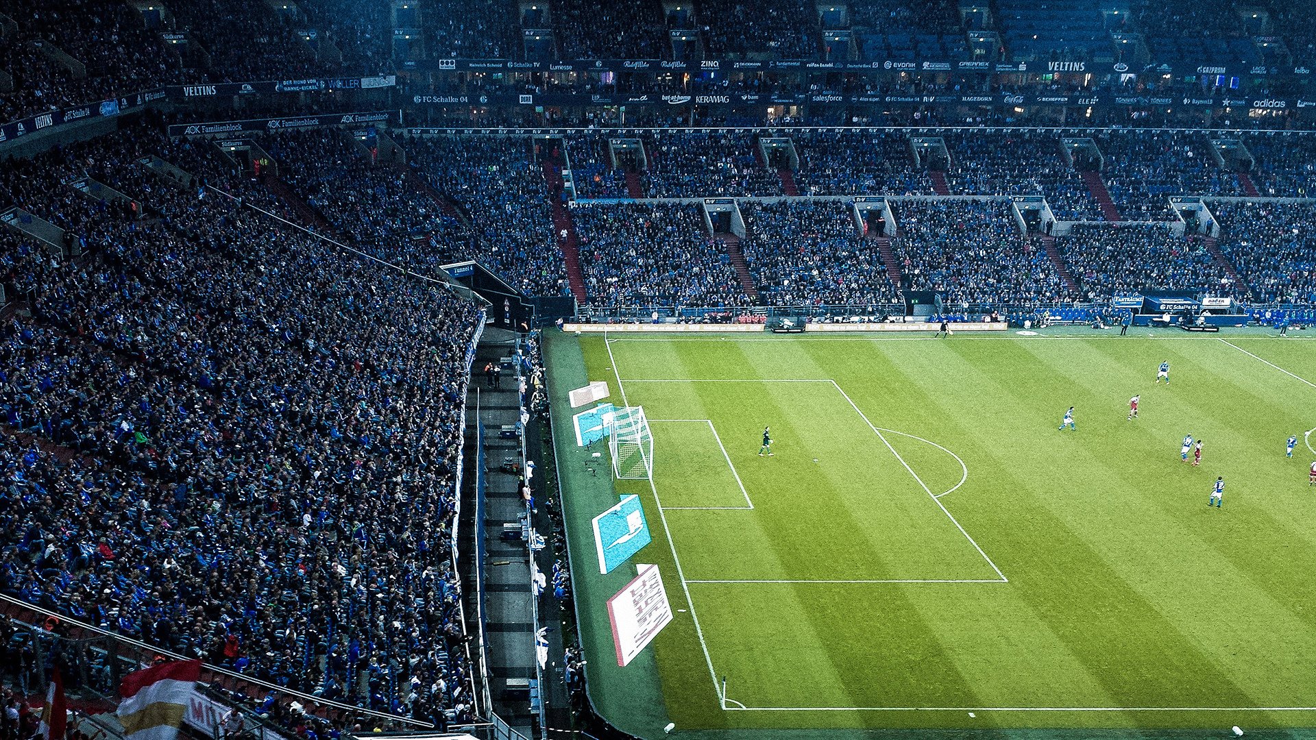 迪亚斯一锤定音，比利亚雷亚尔绝境突围淘汰尼斯