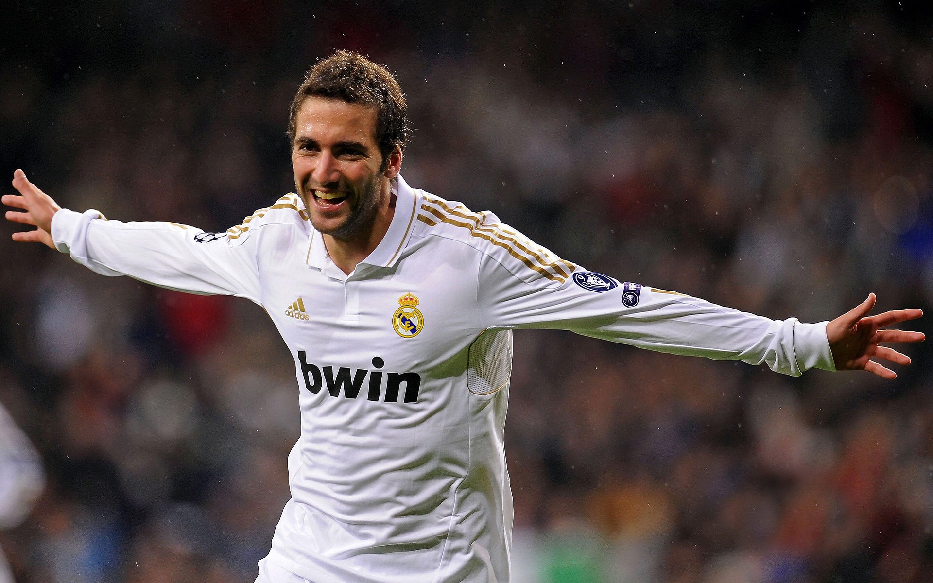 阿根廷一波带走罗马，厄德高打出统治级数据，战术革命与个人英雄主义的交响